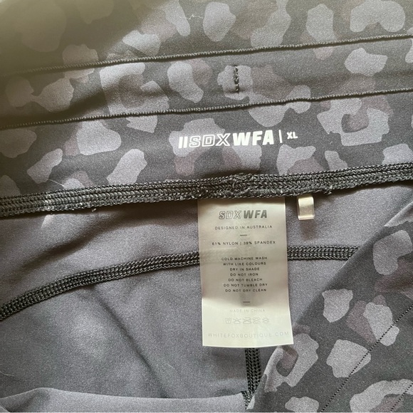 Sarah's Day x White Fox Activewear Cheetah Print Leggings - Picture 8 of 9